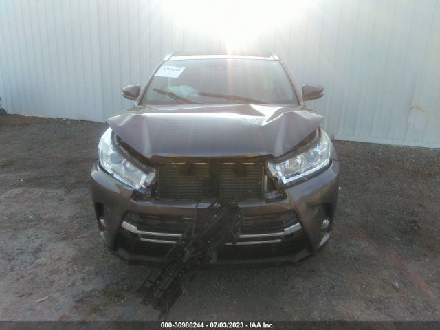 Toyota Highlander Xle 2019 5TDJZRFH2KS947729 Image 12