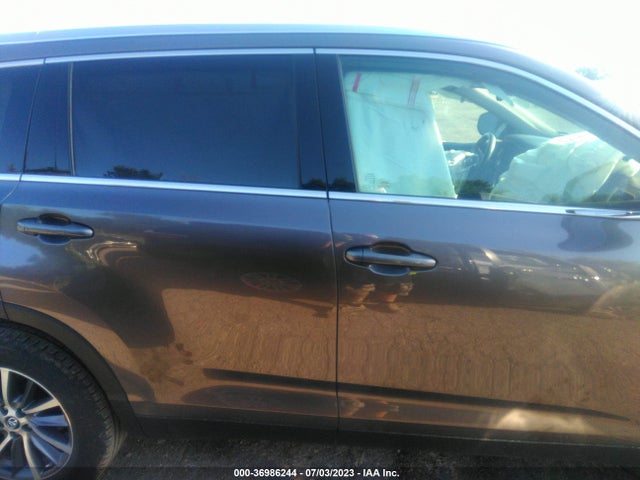 Toyota Highlander Xle 2019 5TDJZRFH2KS947729 Image 13