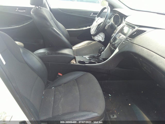 2011 HYUNDAI SONATA SE VIN: 5NPEC4AC7BH197560