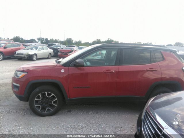 3C4NJDDB8KT671198 Jeep Compass Trailhawk