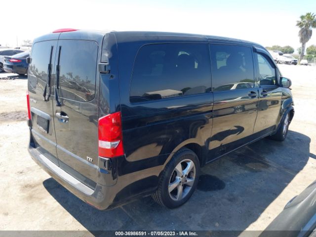WD4PG2EE1J3406935 Mercedes-Benz METRIS PASSENGER VAN