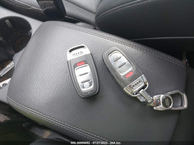 WA1LFAFP3EA086549 Audi Q5 Premium Plus