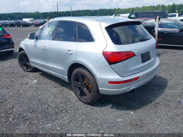 WA1LFAFP3EA086549 Audi Q5 Premium Plus
