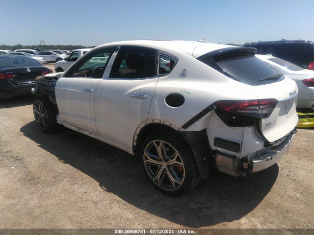 2021 Maserati Levante, VIN: ZN661YUA9MX376703