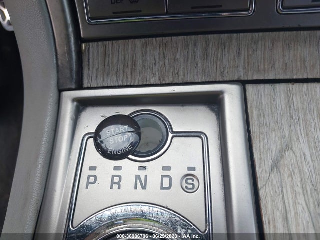 2009 JAGUAR XF PREMIUM LUXURY VIN: SAJWA06B19HR09817