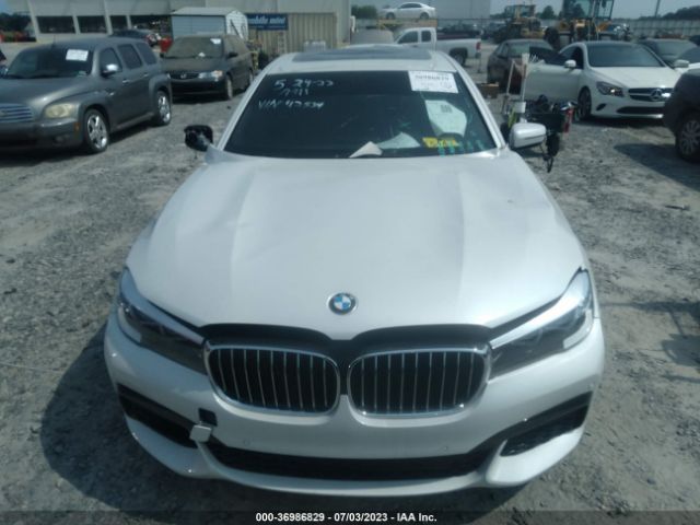WBA7E2C57JG742534 BMW 7 Series 740i