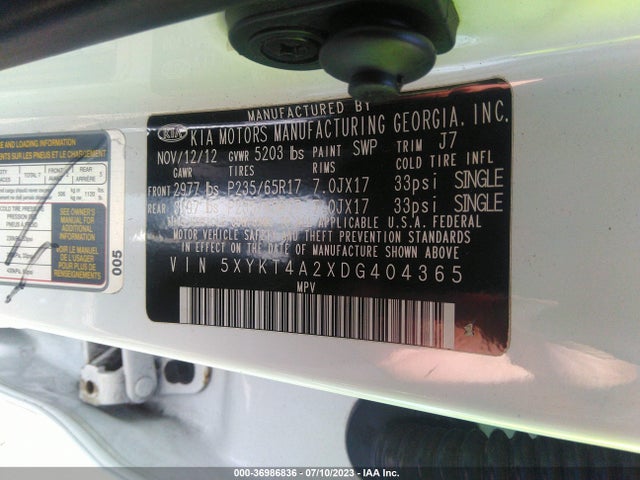 2013 KIA SORENTO LX VIN: 5XYKT4A2XDG404365
