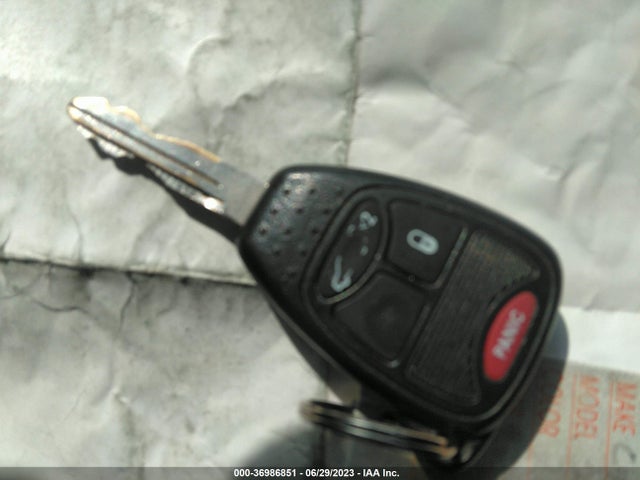 2013 CHRYSLER 200 LX VIN: 1C3CCBAB9DN532862