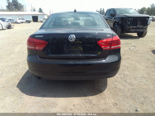 1VWAT7A32FC111151 Volkswagen Passat 1.8t Limited Edition