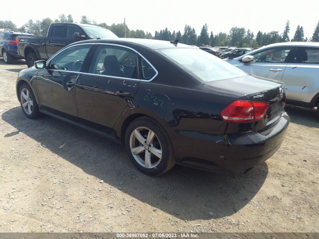 1VWAT7A32FC111151 Volkswagen Passat 1.8t Limited Edition