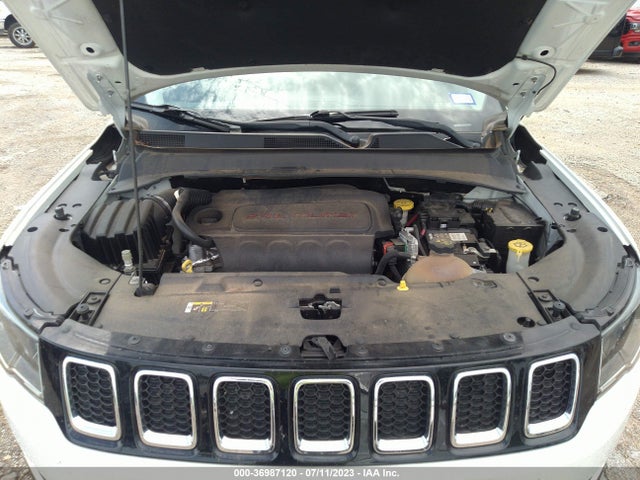 3C4NJCBB4HT682169 Jeep Compass Latitude