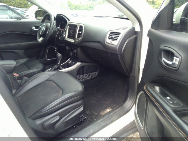 3C4NJCBB4HT682169 Jeep Compass Latitude