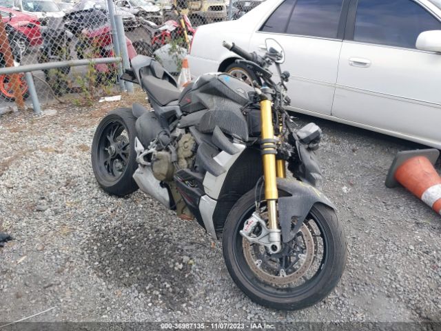 2022 DUCATI STREETFIGHTER ZDMFAKNW7NB008550