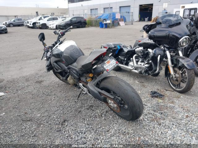 2022 DUCATI STREETFIGHTER ZDMFAKNW7NB008550 Photo 2