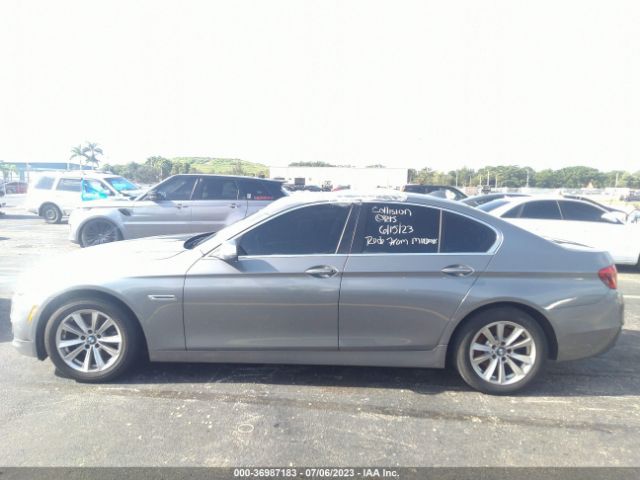WBA5A5C54FD512835 BMW 5 Series 528i