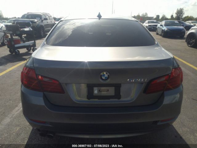 WBA5A5C54FD512835 BMW 5 Series 528i