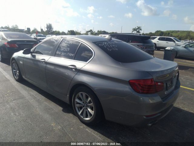 WBA5A5C54FD512835 BMW 5 Series 528i
