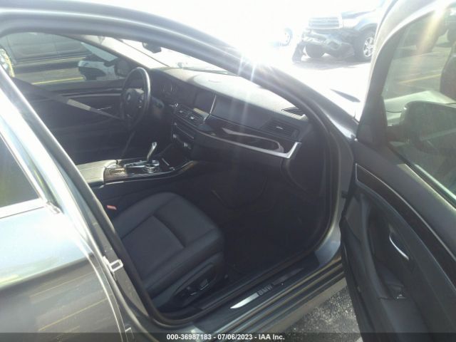WBA5A5C54FD512835 BMW 5 Series 528i