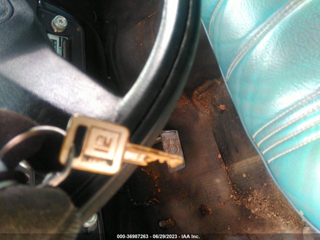 1983 GMC C1500 VIN: 1GTCC14DXDF704846