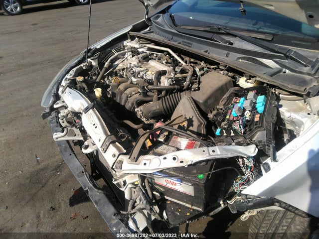 Toyota COROLLA LE 2016 5YFBURHE3GP567014 Image 16