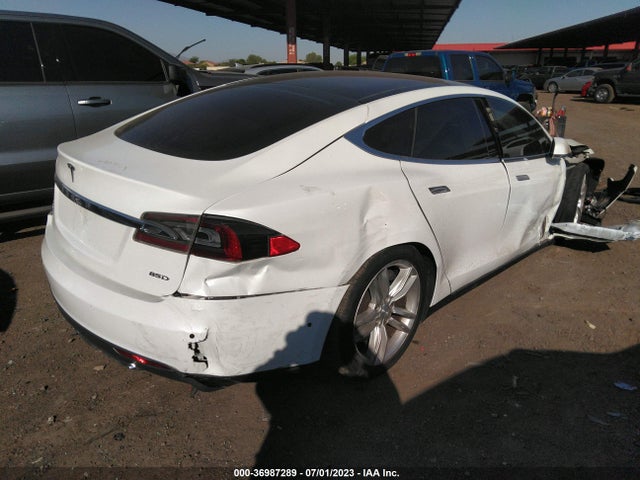 Tesla Model S 85d/70d/90d/p90d 2015 5YJSA1E24FF105205 Image 11