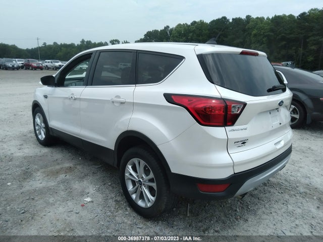 Ford ESCAPE SE 2019 1FMCU0GDXKUB46097 Image 3