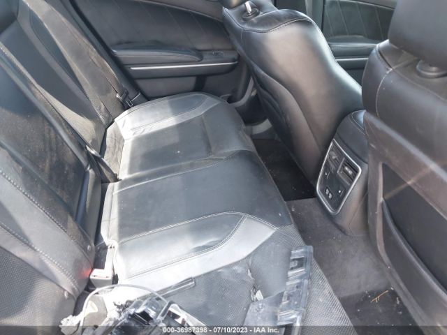 2C3CDXHG6FH879668 Dodge Charger Sxt