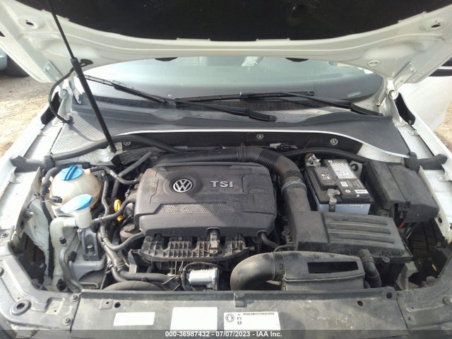 1VWBT7A37FC024236 Volkswagen Passat 1.8t Sport