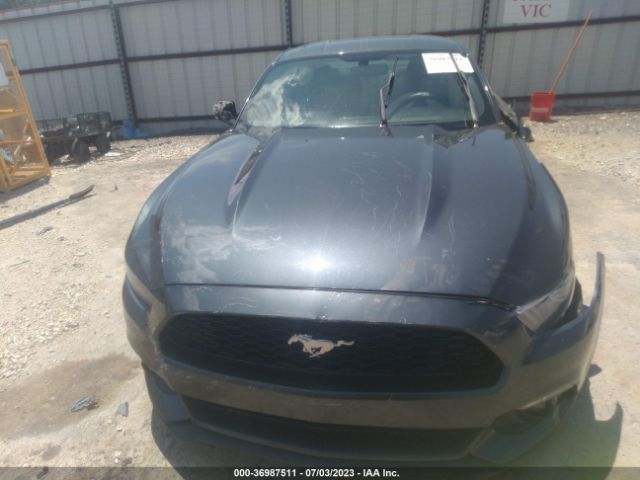 1FA6P8AM5F5318820 Ford Mustang V6