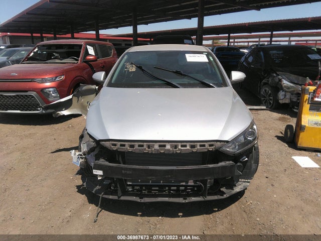 Hyundai ELANTRA SEL 2018 5NPD84LF9JH349079 Image 4