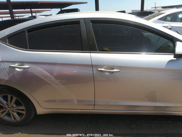 Hyundai ELANTRA SEL 2018 5NPD84LF9JH349079 Image 5