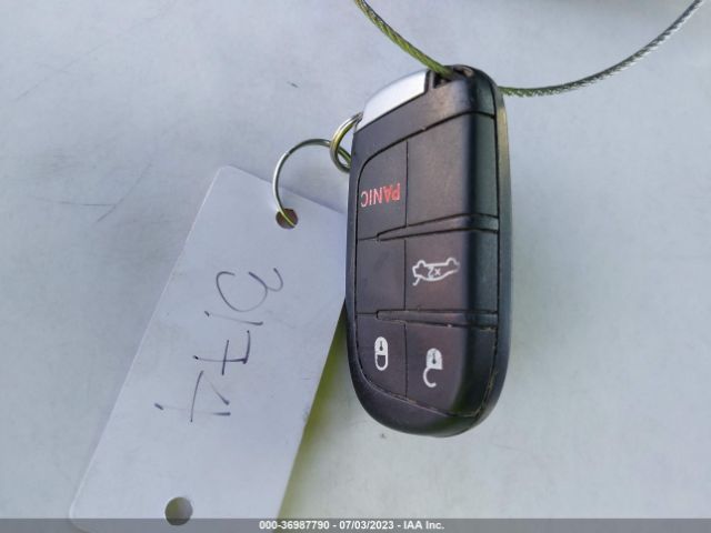 2C3CDZAG1KH563501 Dodge Challenger Sxt