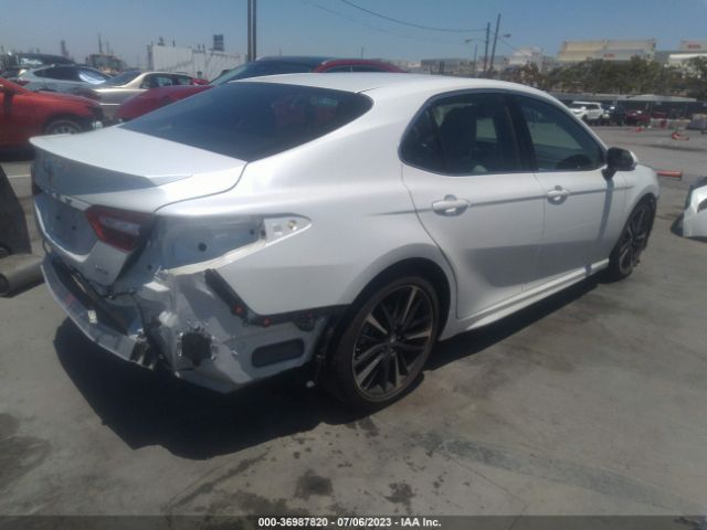 4T1B61HK8JU006315 Toyota CAMRY XSE