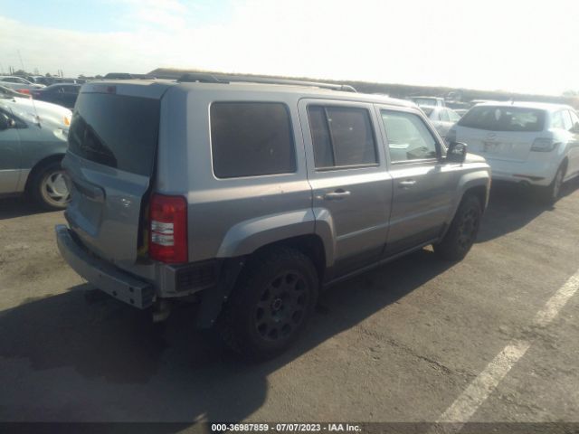 1C4NJPFA0HD122888 Jeep Patriot Latitude