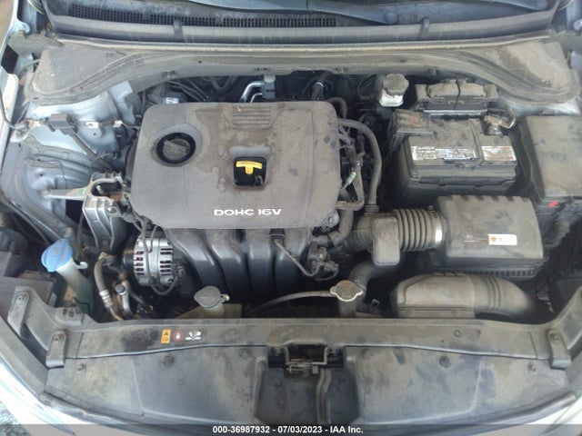Hyundai ELANTRA SE 2017 5NPD84LF5HH127911 Image 10