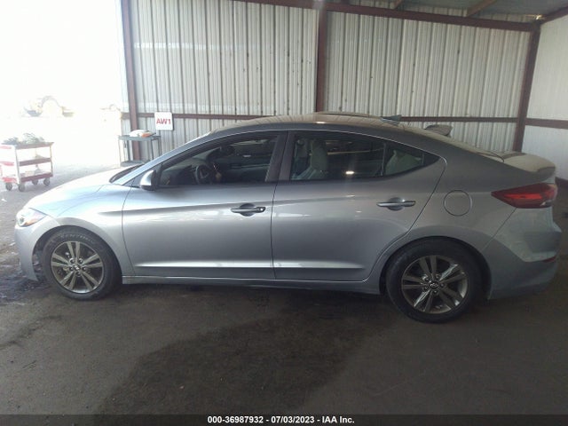 Hyundai ELANTRA SE 2017 5NPD84LF5HH127911 Image 13