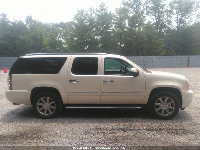 2013 GMC YUKON XL DENALI VIN: 1GKS2MEF4DR155485