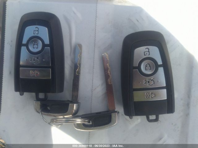 3FA6P0LUXJR168871 Ford Fusion Hybrid Se