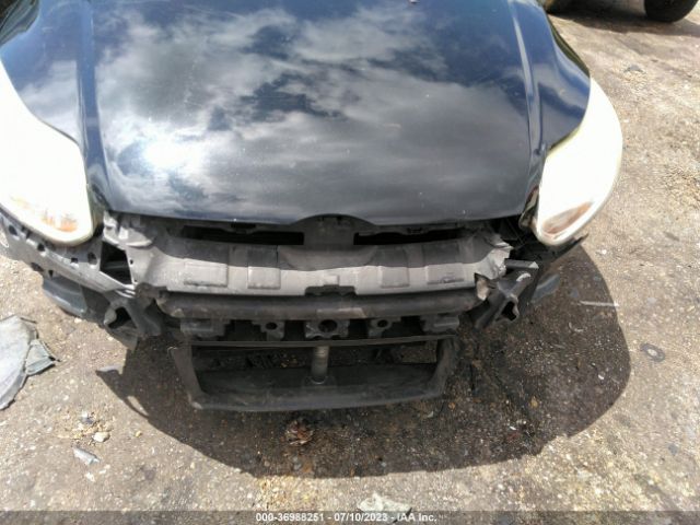 1FADP3F2XEL183572 Ford FOCUS SE