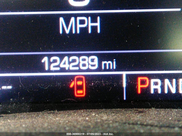 Chevrolet IMPALA LT 2017 2G1105S30H9190854 Image 15