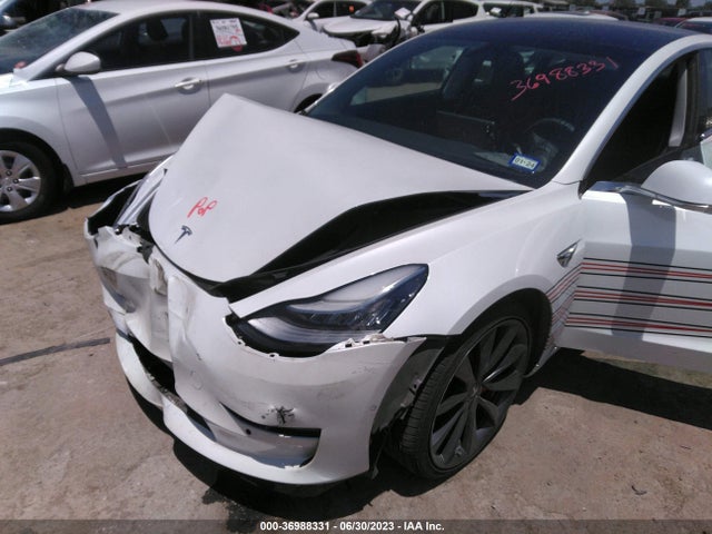 Tesla Model 3 Performance 2020 5YJ3E1EC1LF623897 Image 13