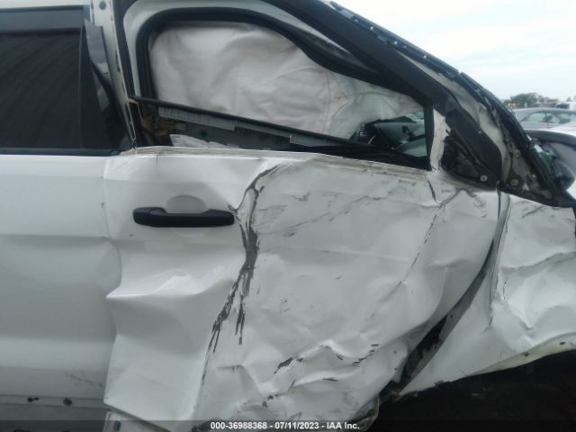 1FM5K7B88HGD02436 Ford Explorer Base
