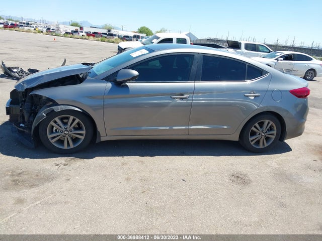 Hyundai ELANTRA SEL 2018 5NPD84LF1JH256802 Image 7