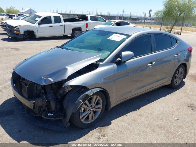 Hyundai ELANTRA SEL 2018 5NPD84LF1JH256802 Image 2