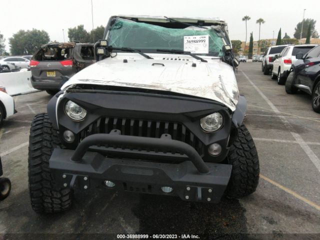 1C4BJWDG1HL630748 Jeep Wrangler Unlimited Sport
