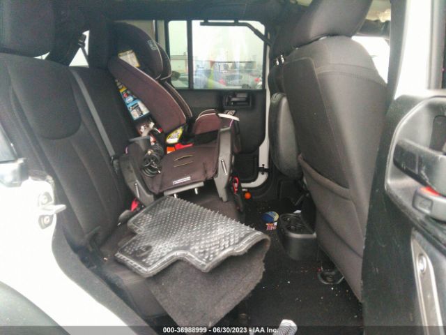 1C4BJWDG1HL630748 Jeep Wrangler Unlimited Sport