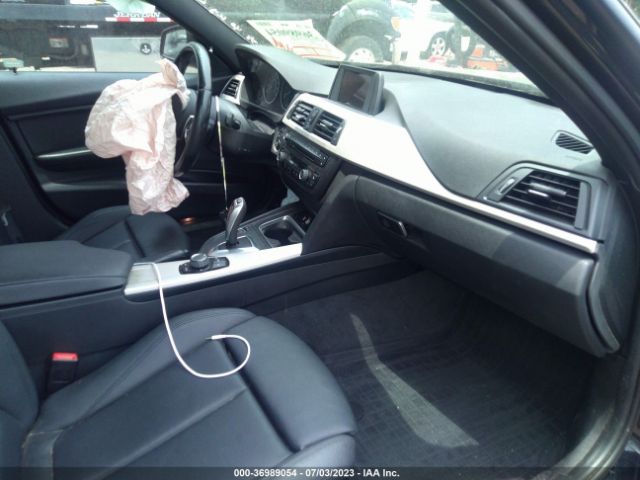 WBA3B1G55ENT00221 BMW 3 Series 320i