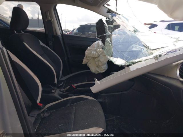 3N1CN8EV5ML883171 Nissan VERSA SV