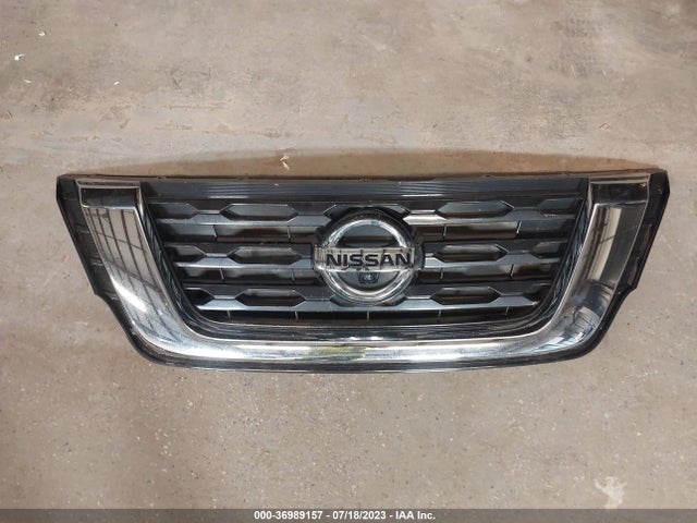 2018 NISSAN PATHFINDER SL VIN: 5N1DR2MM8JC665322