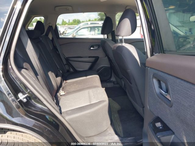 5N1BT3BA3NC700975 Nissan ROGUE SV